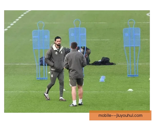 皇马官方强烈谴责西甲裁判判罚不公要求彻查并保护球队权益